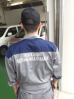 一級自動車整備学科3年生 ツナギ新調しました 専門学校北海道自動車整備大学校